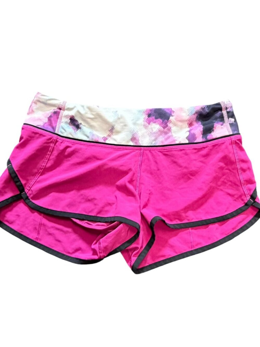 EUC Lululemon Speed Shorts Pink Floral Black Trim Size 4